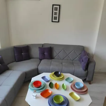 Aylik /sezonluk Kiralik 1+1 Klimali Yeni Dairede Appartamento *